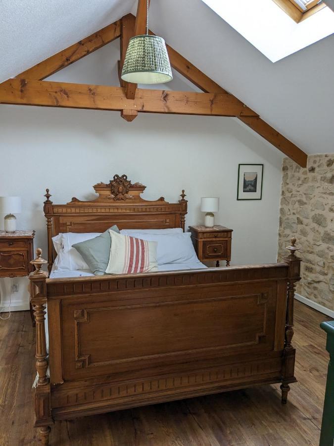 3 Self-Contained Gites With Pool And Games Room Saint-Georges-de-Noisné المظهر الخارجي الصورة