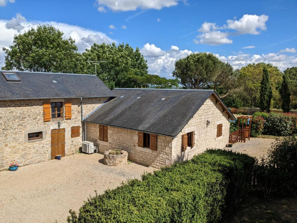 3 Self-Contained Gites With Pool And Games Room Saint-Georges-de-Noisné المظهر الخارجي الصورة